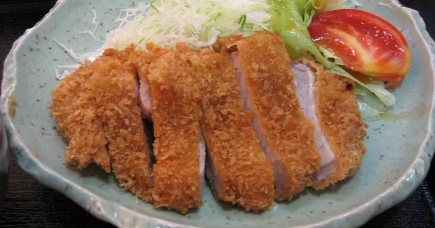 Receita de tonkatsu (costeleta de porco frita)