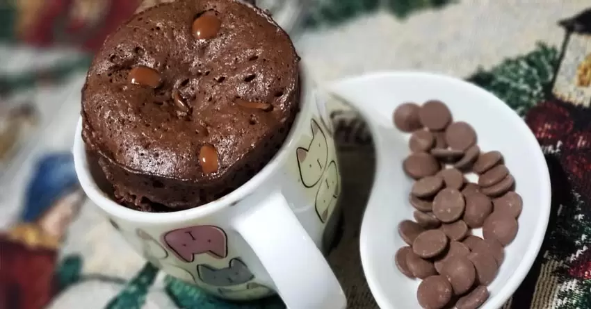 Bolo de chocolate de caneca de microondas